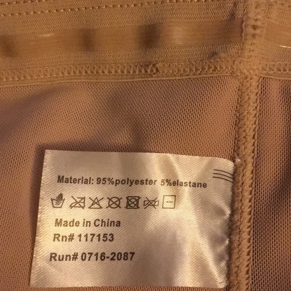 Nude Shapewear Shorts Medium NWOT - Picture 3 of 5